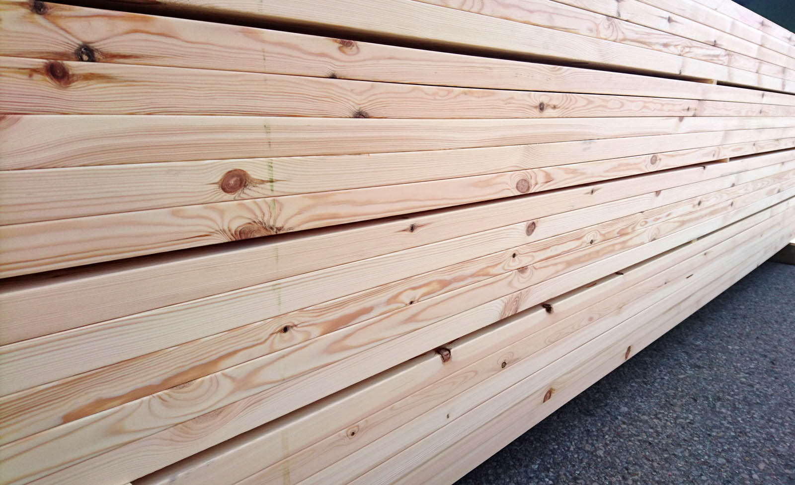 – Construction Lameko timber Impex